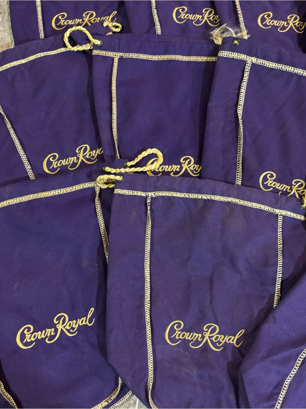 Lot 14 Crown Royal Purple Drawstring Whisky Bags 750ml Gold Logo Craft Gift - Picture 4 of 7